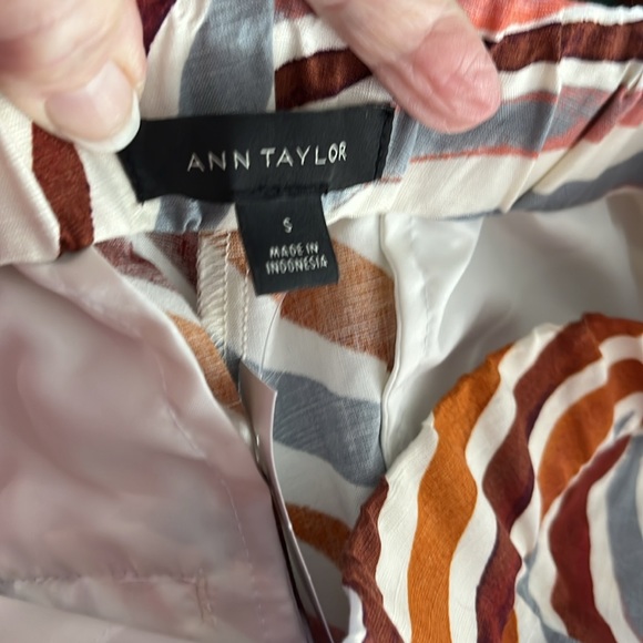 Ann Taylor   NWT   Wide leg pants  high waisted   Linen/Rayon  abstract   Size S - Picture 10 of 11